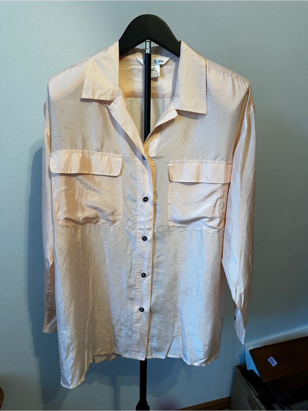 Vintage Silk Able 100% Silk Button Down Blouse w/ Shoulder Pads - Size M